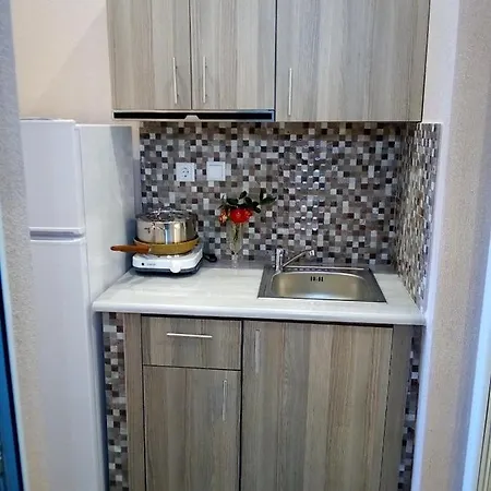 Aparthotel Athanasia Ii