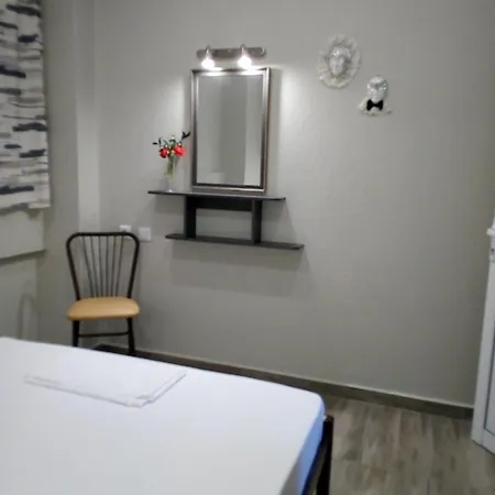 Aparthotel Athanasia Ii