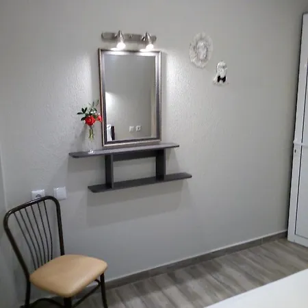 Aparthotel Athanasia Ii